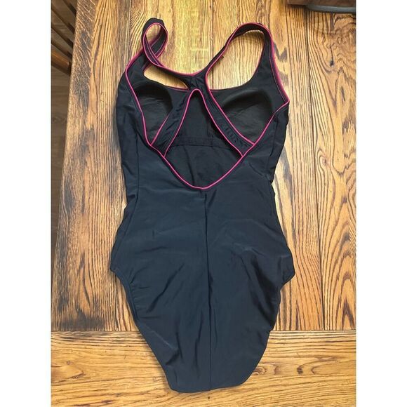 Speedo black and pink Padded Racerback One Piece Swimsuit Size 8 - Picture 2 of 4